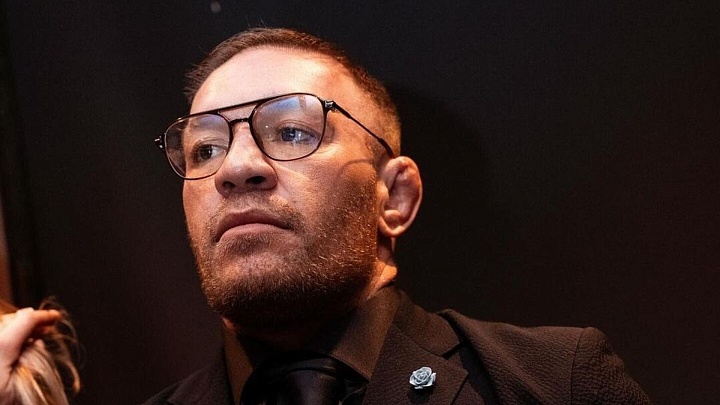 Поданный против Макгрегора в связи с изнасилованием иск отозвали