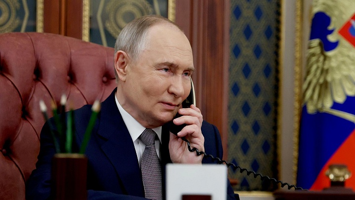 Путин поздравил Лукашенко с днем рождения по телефону