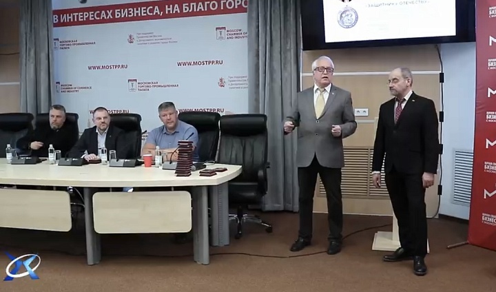 Москва чествует героев: вручение медалей «Защитнику Отечества» с поддержкой фонда «Симфония Победы»